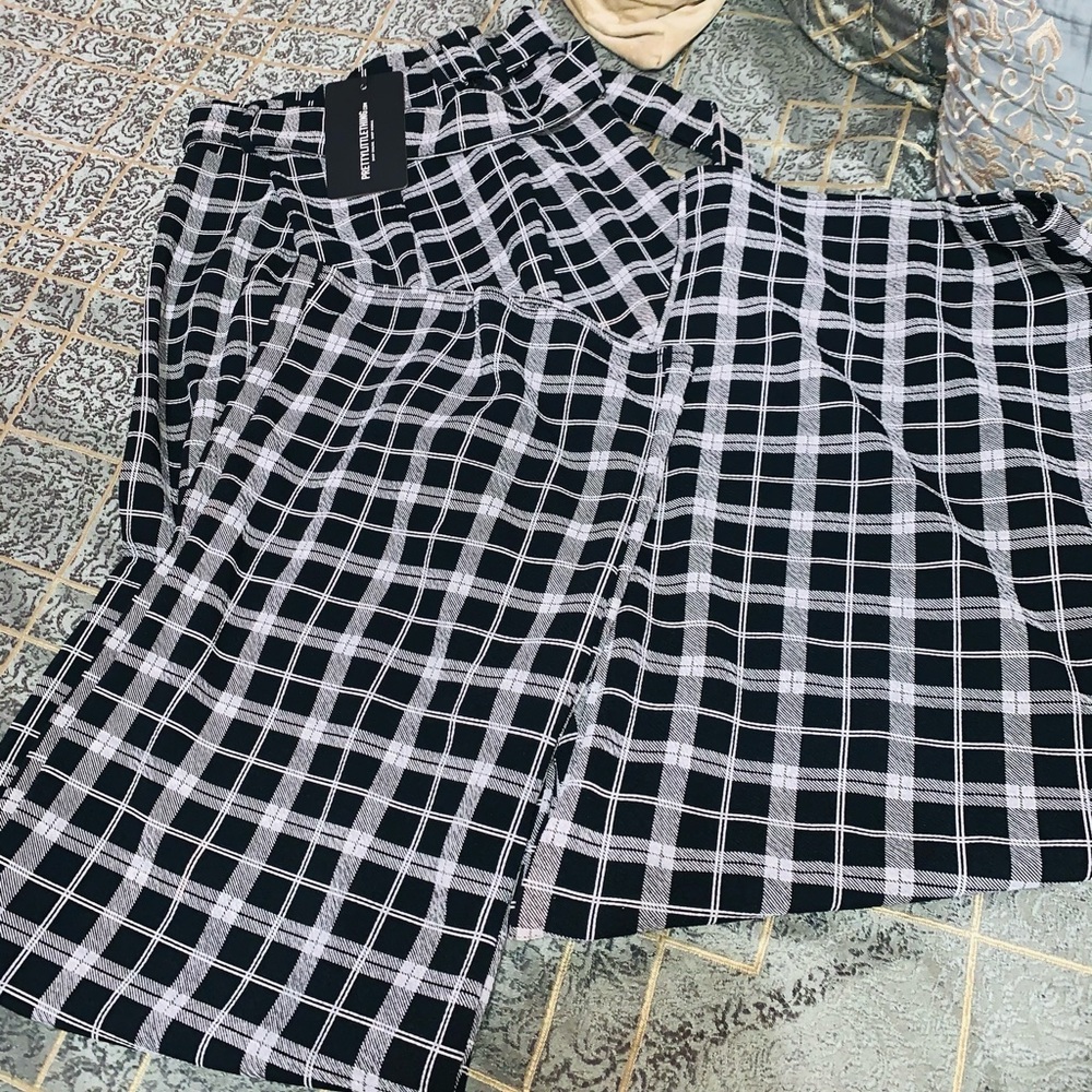 Wide leg plaid pants